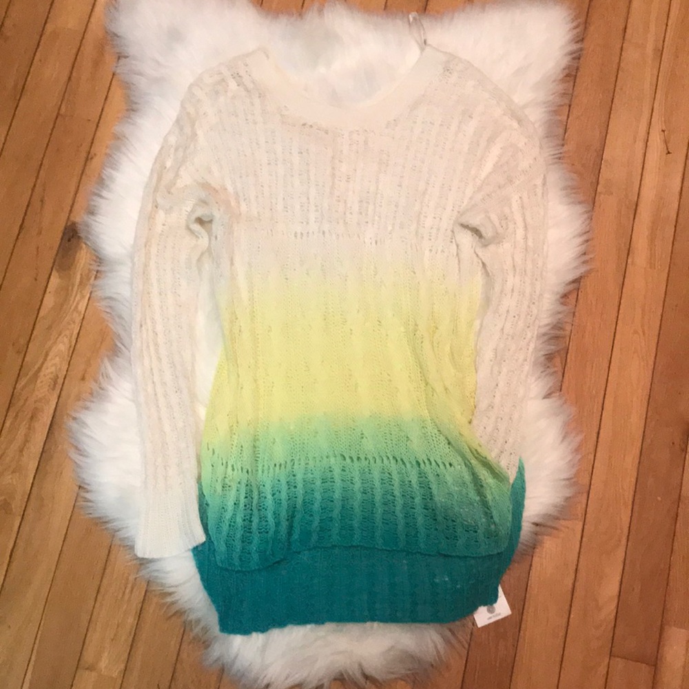 Women’s Sweater